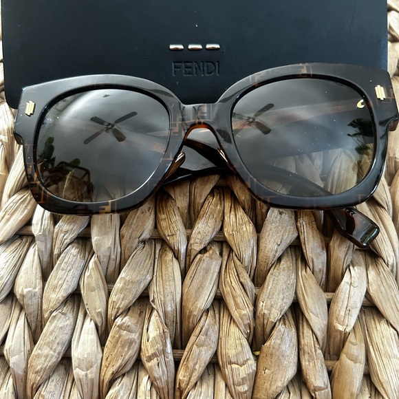 Fendi Women\'s Tortoise Shell Sunglasses